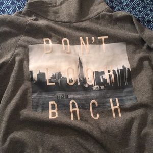 H&M Men’s design turtleneck sweater size M